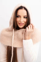 Bonnet capuche chaud avec écharpe intégrée